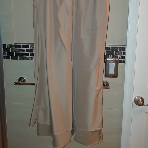 Uniqlo Skirt - Picture 7 of 8